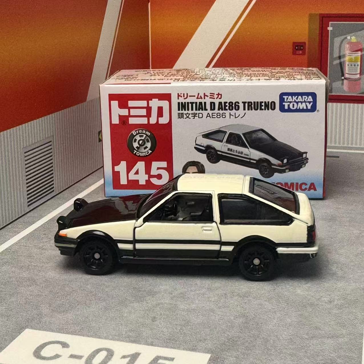 Takara Tomy Tomica NO.145 Drea - đánh giá và giá Model Kit Ae86
