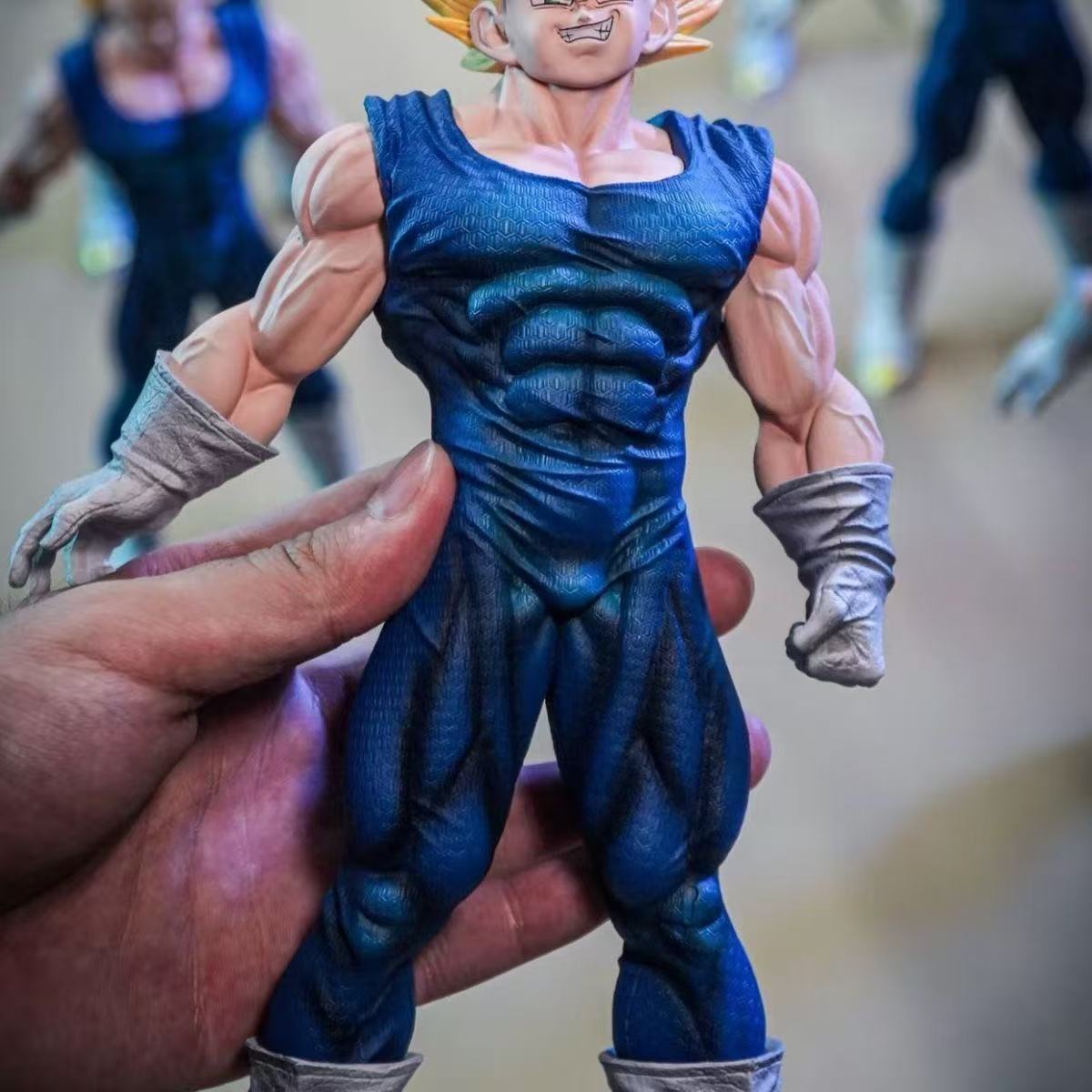 27.5cm/10.83inch Dragon Ball Z - đánh giá và giá Model Kit Vegeta